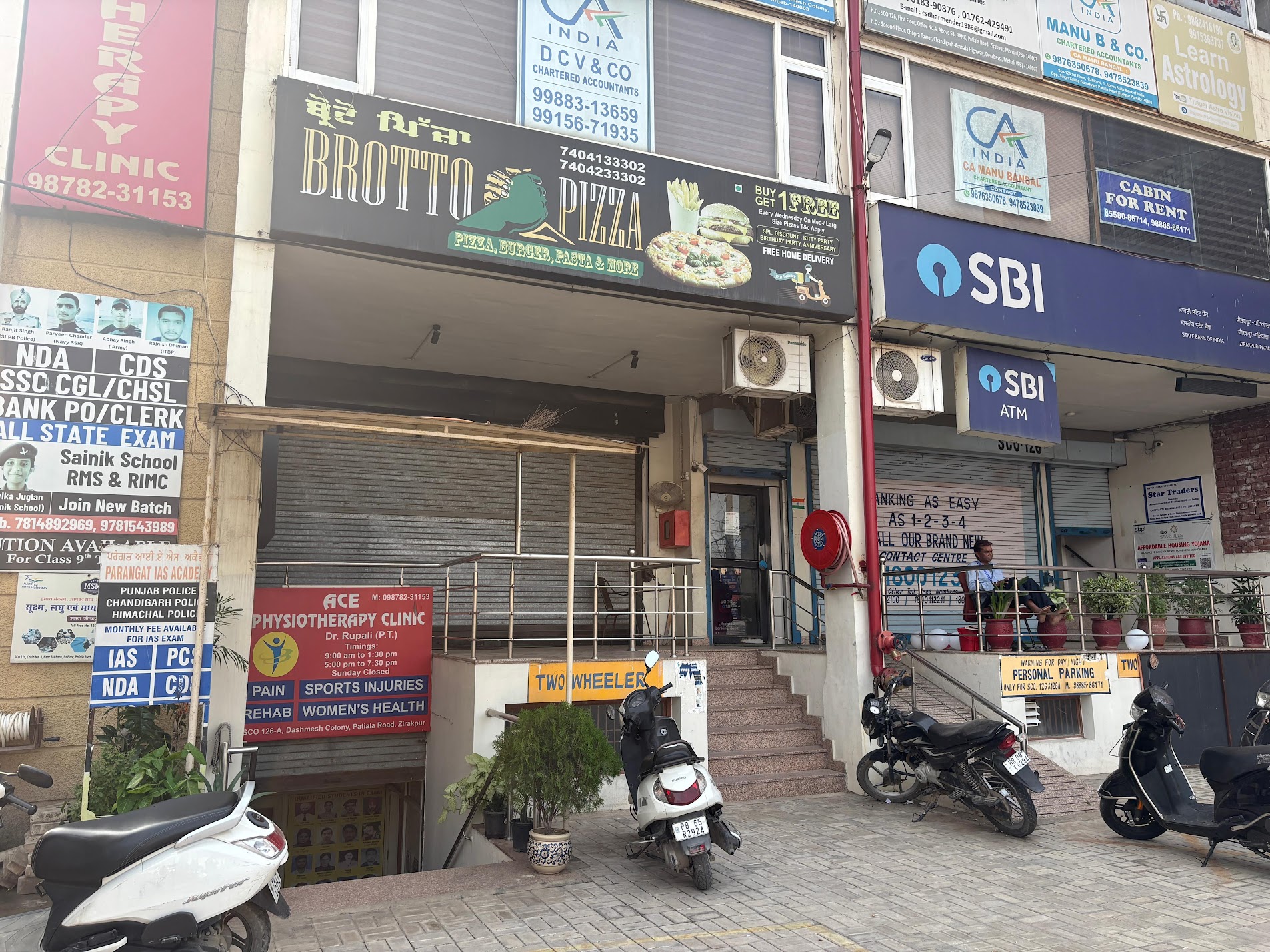 Physiotherapy treatment at Ace Physiotherapy Clinic Zirakpur